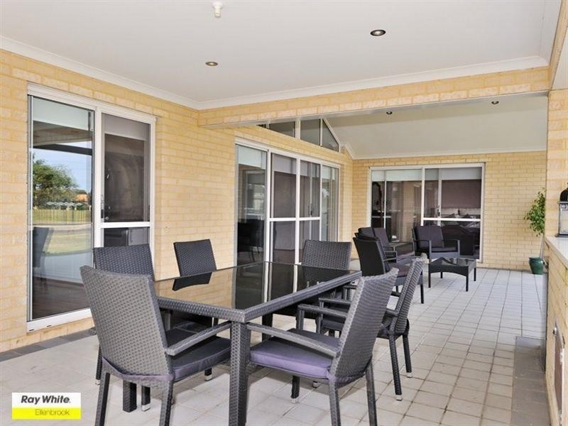 30 Longview Way, The Vines WA 6069