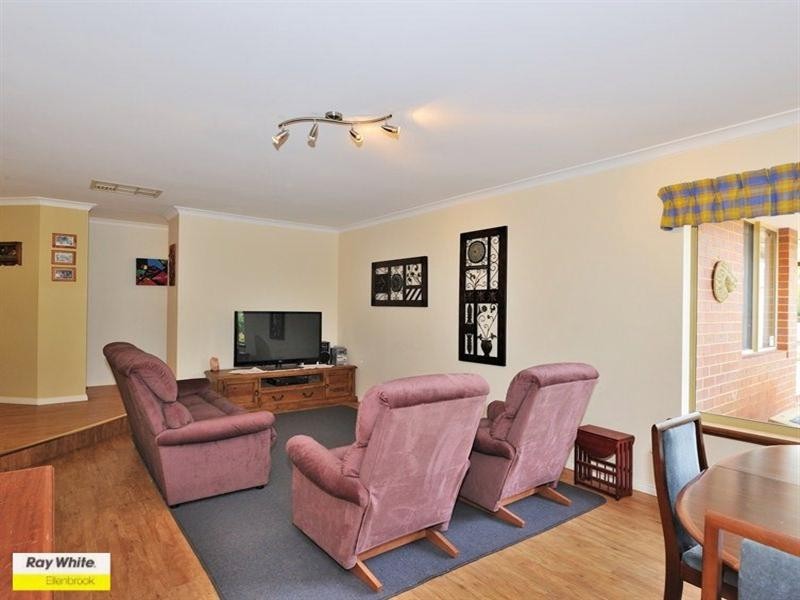 64 Queens Road, South Guildford WA 6055