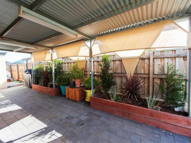 5 Hoyton Close, Ellenbrook WA 6069