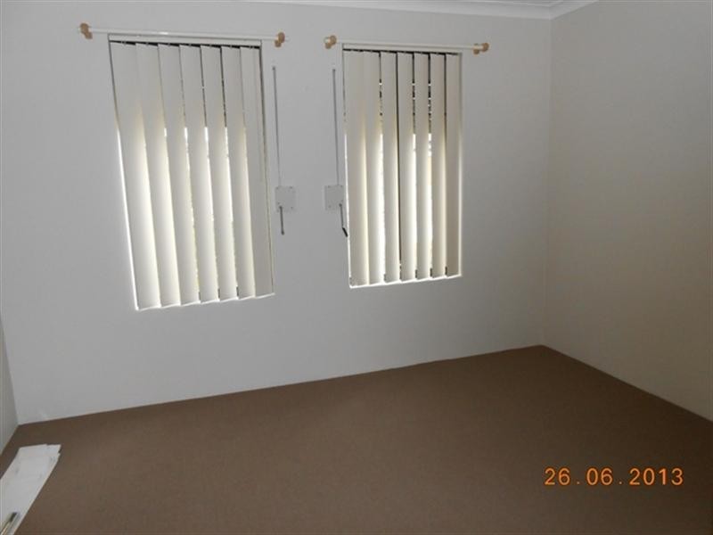 6 Villefort Avenue, Ellenbrook WA 6069