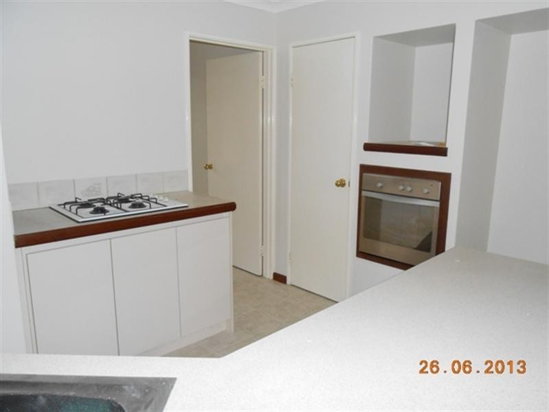 6 Villefort Avenue, Ellenbrook WA 6069