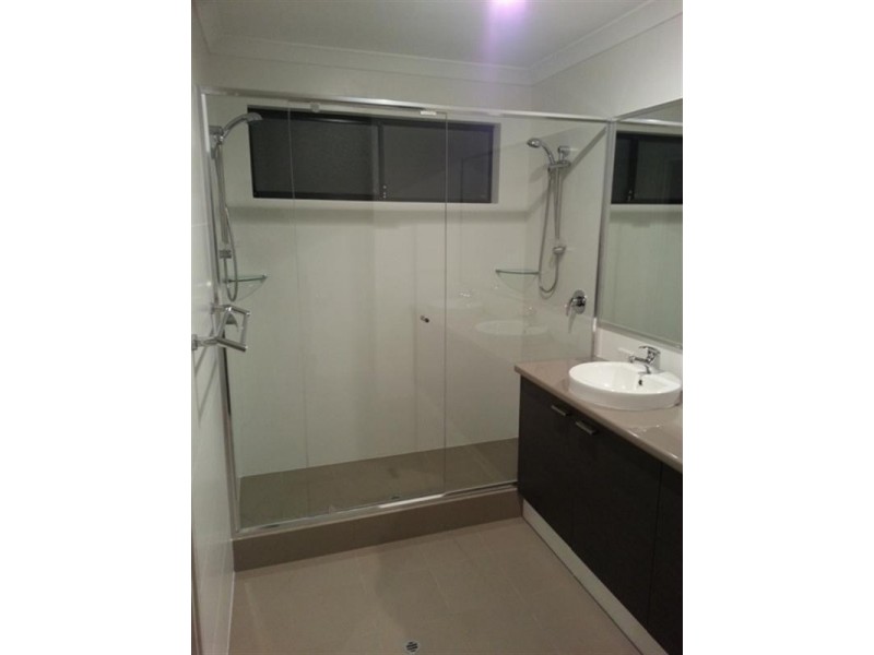 10 Geographe Loop, Ellenbrook WA 6069