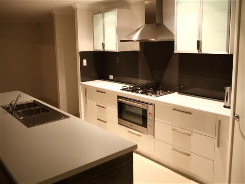 10 Geographe Loop, Ellenbrook WA 6069