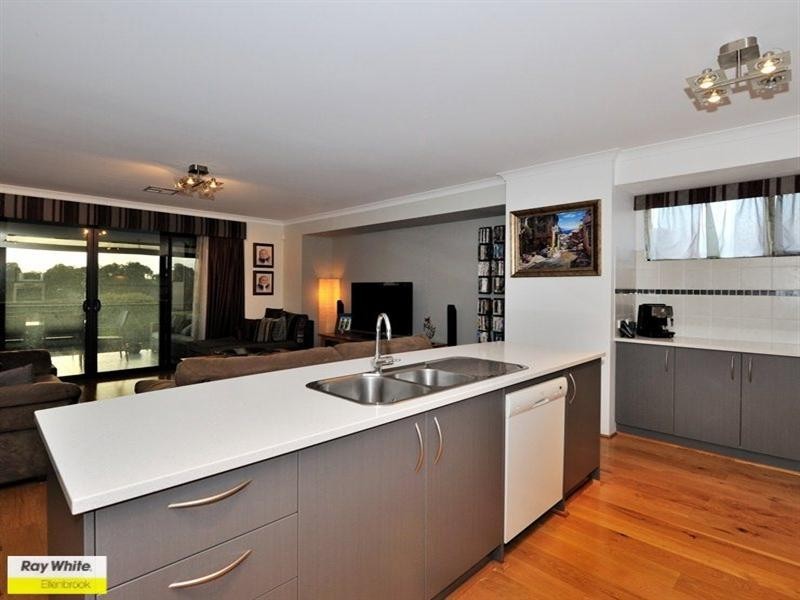 85 Pavilion Circle, The Vines WA 6069