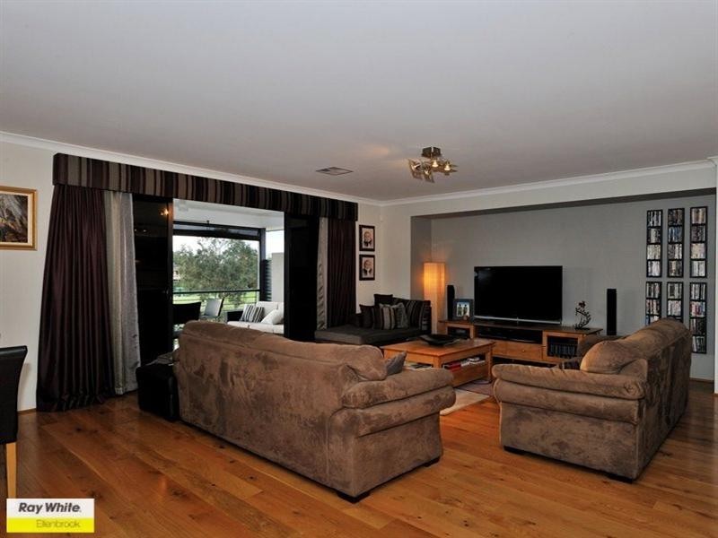 85 Pavilion Circle, The Vines WA 6069