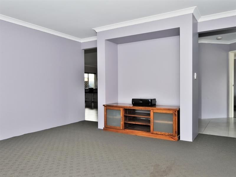 9 Boxgrove Loop, Ellenbrook WA 6069