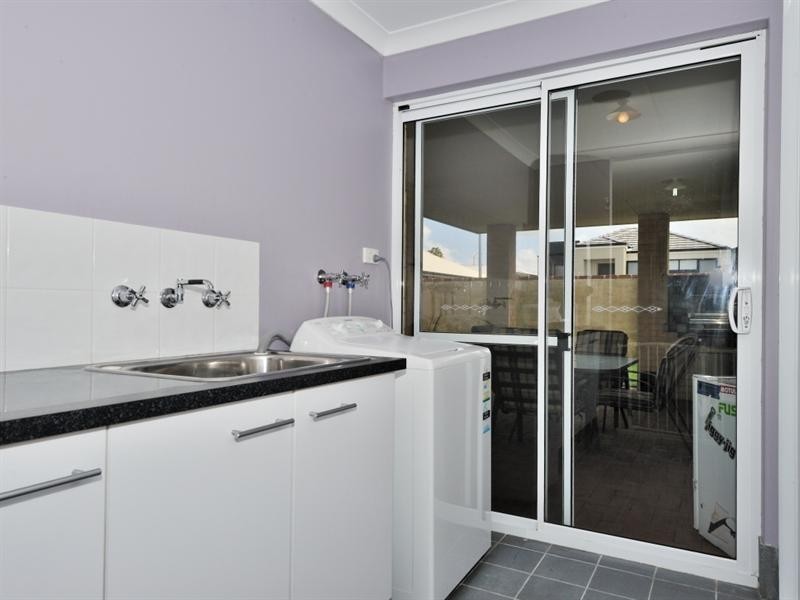 9 Boxgrove Loop, Ellenbrook WA 6069