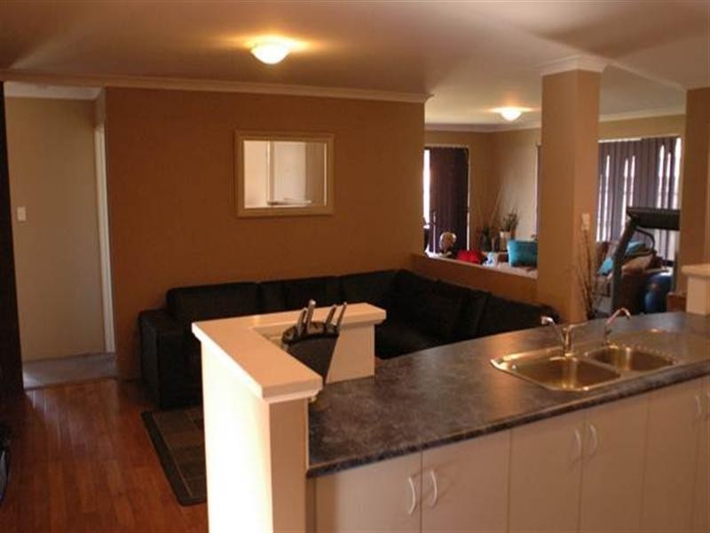 9 Larrawa Circle, Ellenbrook WA 6069