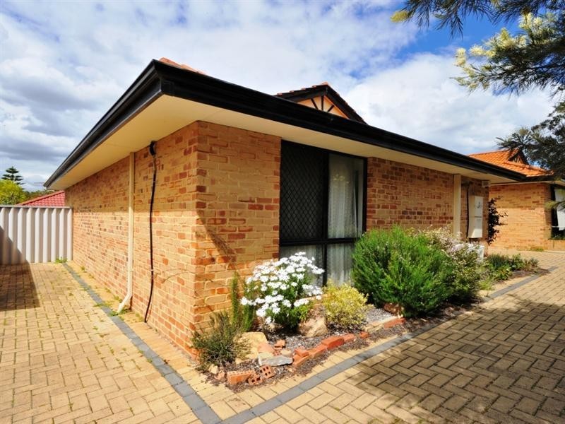 3/20 Warwick Street, St James WA 6102