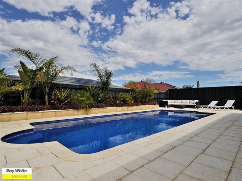 5 Banchory Way, The Vines WA 6069