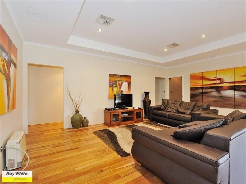 5 Banchory Way, The Vines WA 6069