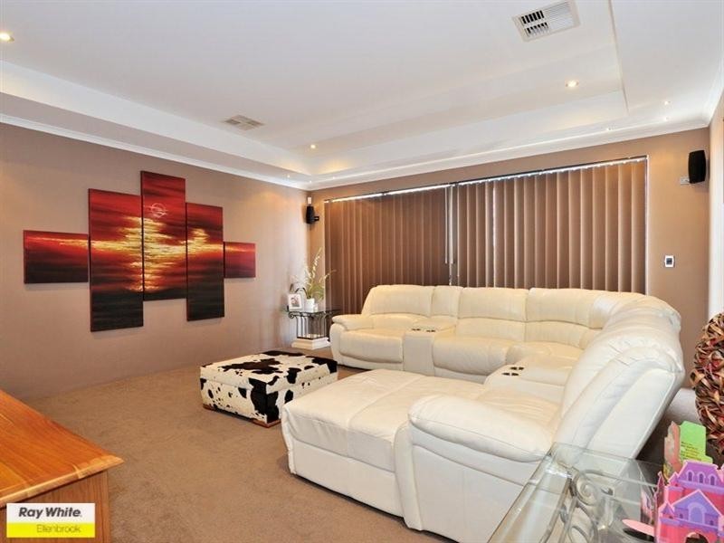 5 Banchory Way, The Vines WA 6069