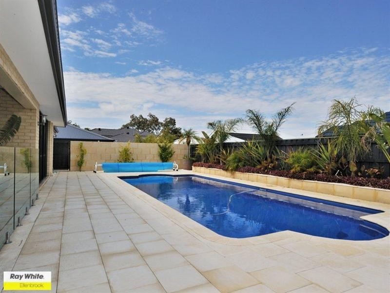 5 Banchory Way, The Vines WA 6069