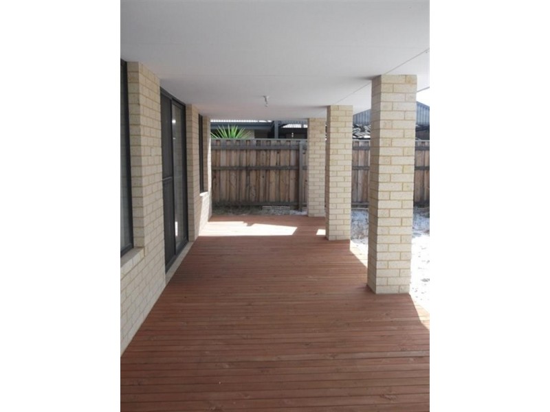 3 Fleetwood Link, Ellenbrook WA 6069