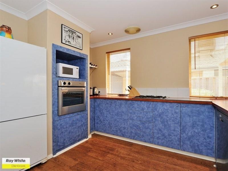 74 Thundelarra Avenue, Ellenbrook WA 6069