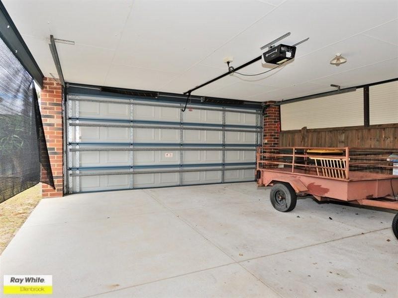 74 Thundelarra Avenue, Ellenbrook WA 6069