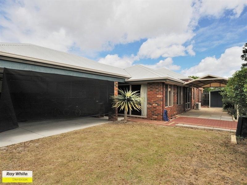74 Thundelarra Avenue, Ellenbrook WA 6069