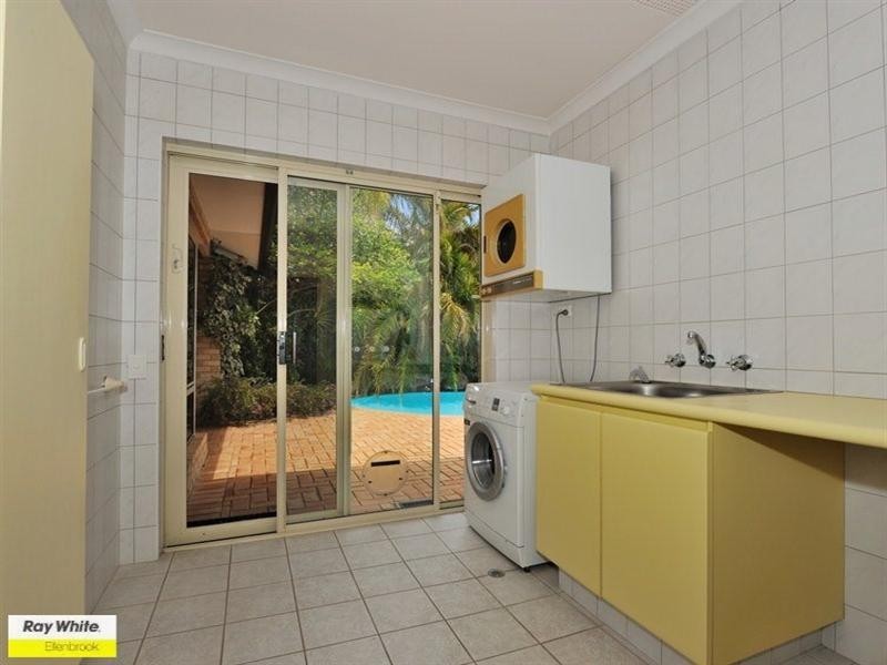 2 Burgundy Lane, The Vines WA 6069