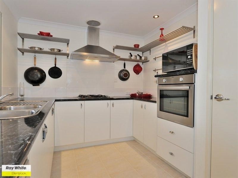 34b Parnham Avenue, Ellenbrook WA 6069