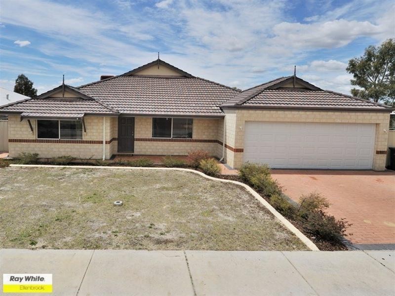 4 Halpin Circle, Ellenbrook WA 6069