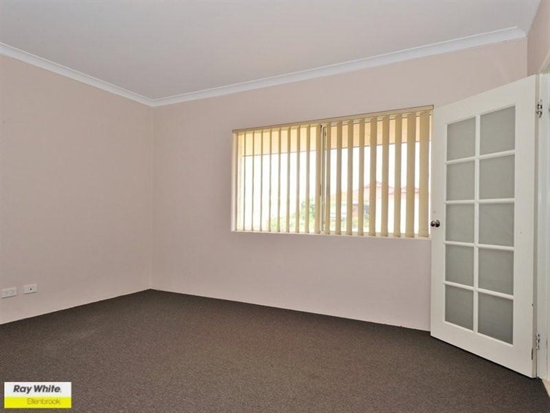 4 Halpin Circle, Ellenbrook WA 6069