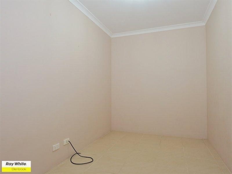 4 Halpin Circle, Ellenbrook WA 6069