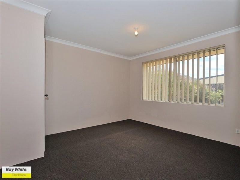 4 Halpin Circle, Ellenbrook WA 6069