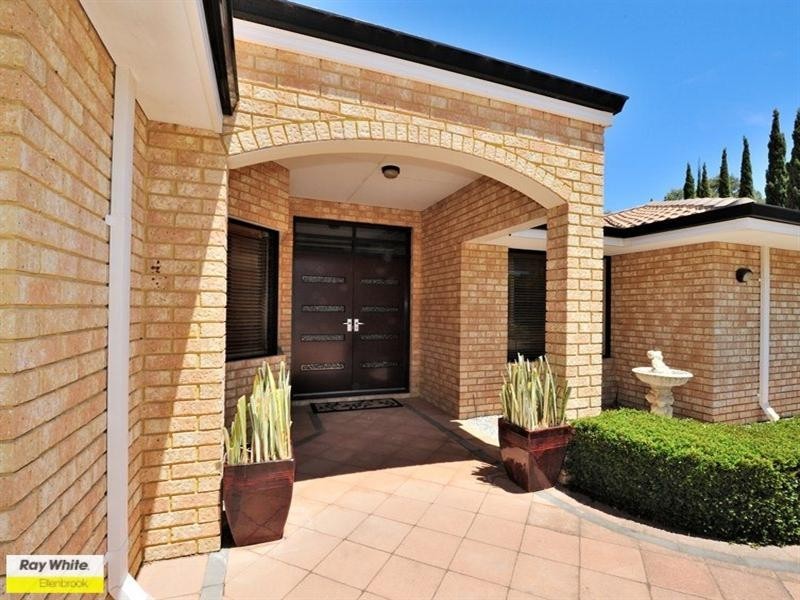 14 Taittinger Grove, The Vines WA 6069