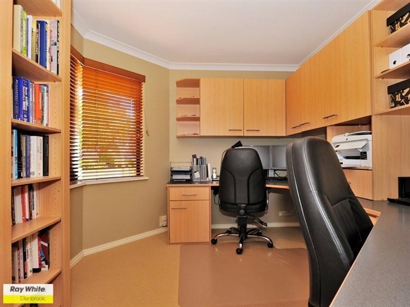 14 Taittinger Grove, The Vines WA 6069