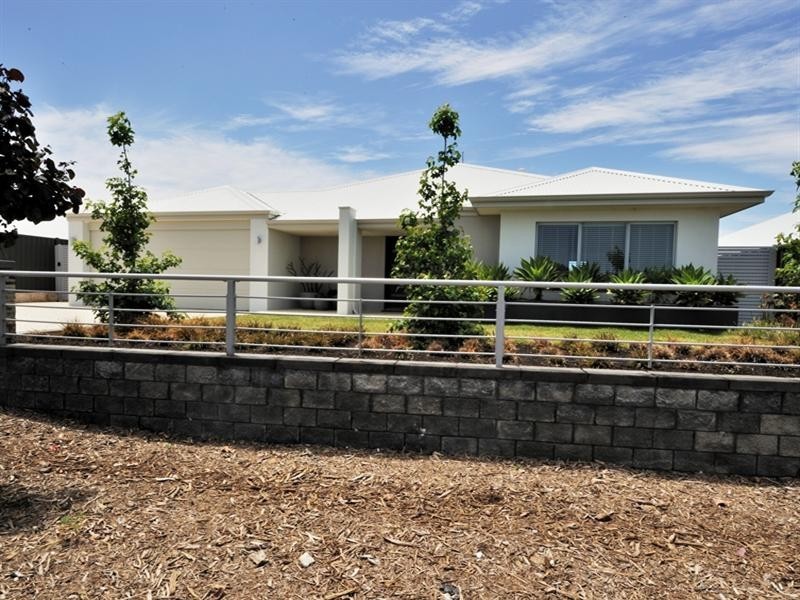 3 Traviata Crescent, The Vines WA 6069