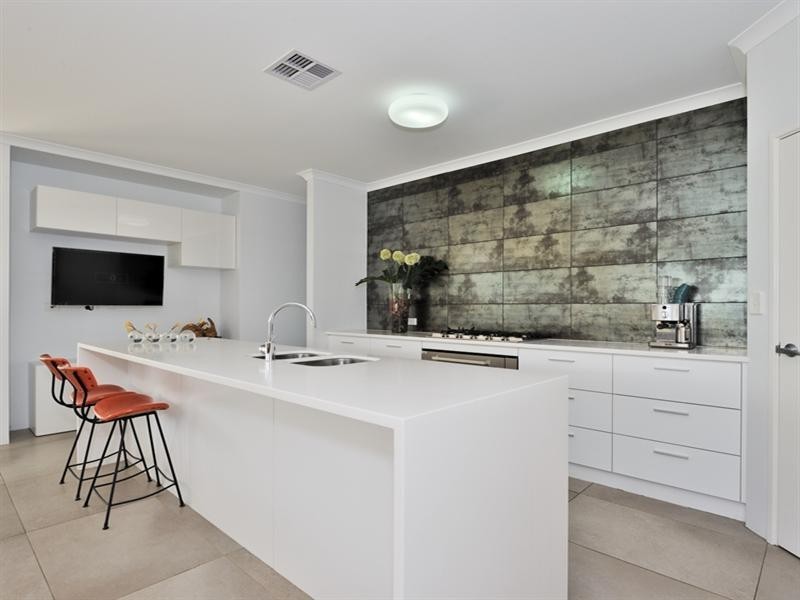 3 Traviata Crescent, The Vines WA 6069