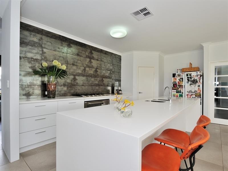 3 Traviata Crescent, The Vines WA 6069