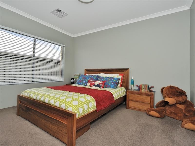 3 Traviata Crescent, The Vines WA 6069