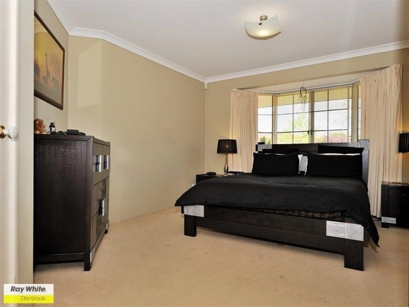 28 Pinea Turn, Ellenbrook WA 6069