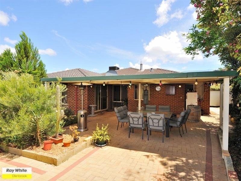 28 Pinea Turn, Ellenbrook WA 6069
