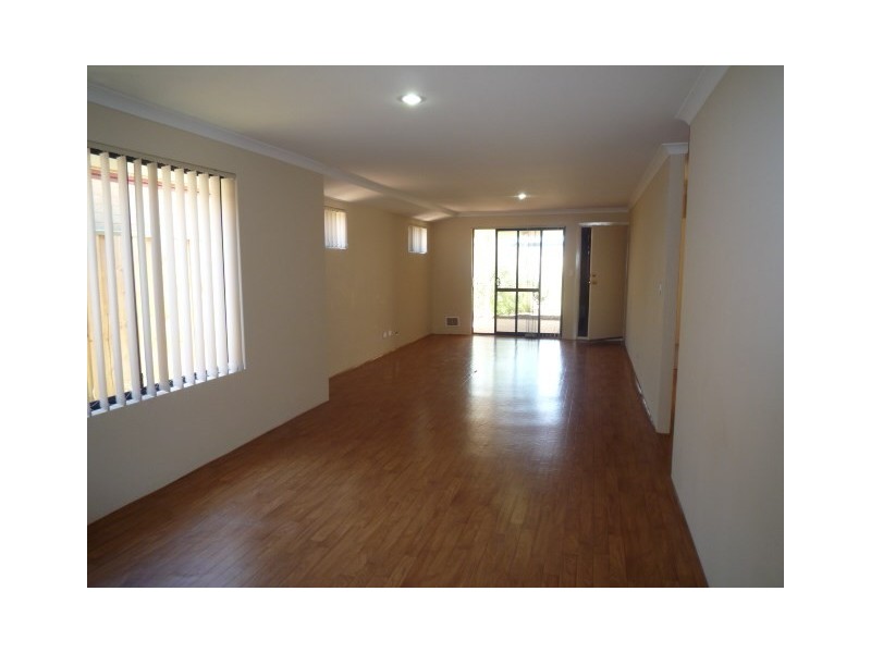 8 Dunrobin Drive, Ellenbrook WA 6069