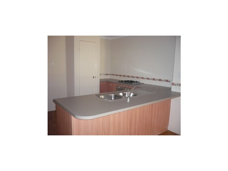 8 Dunrobin Drive, Ellenbrook WA 6069