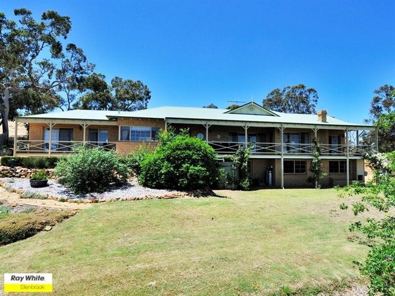 898 Campersic Road, Brigadoon WA 6069