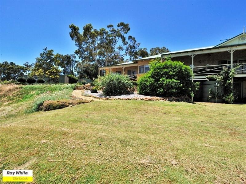 898 Campersic Road, Brigadoon WA 6069