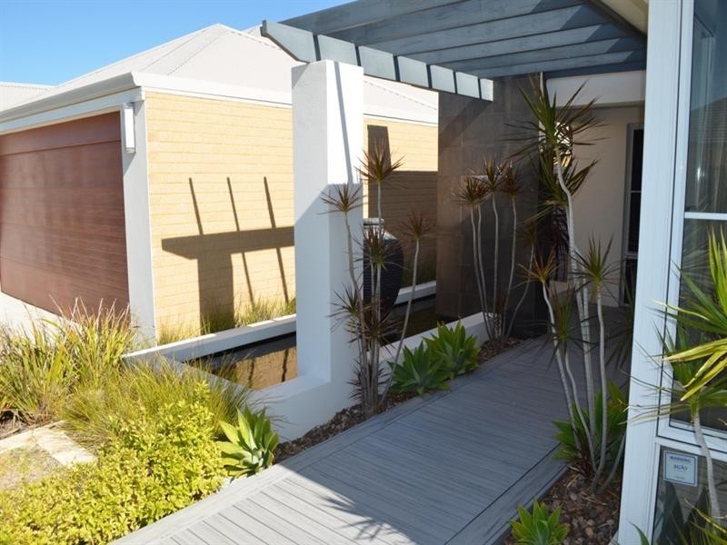 31 Safford Avenue, Aveley WA 6069