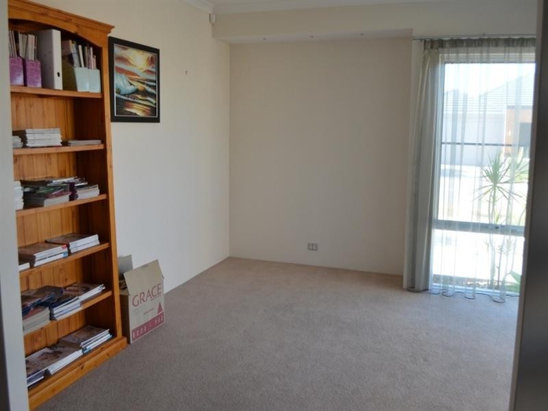 31 Safford Avenue, Aveley WA 6069