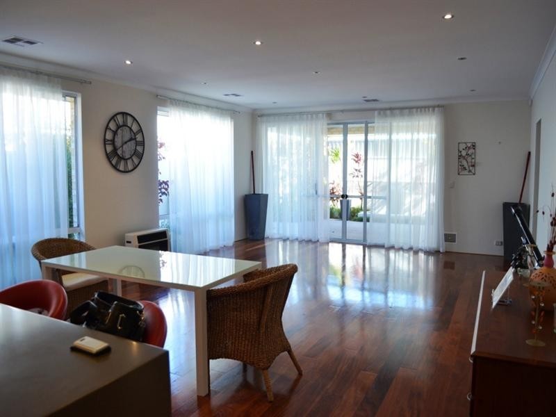 31 Safford Avenue, Aveley WA 6069
