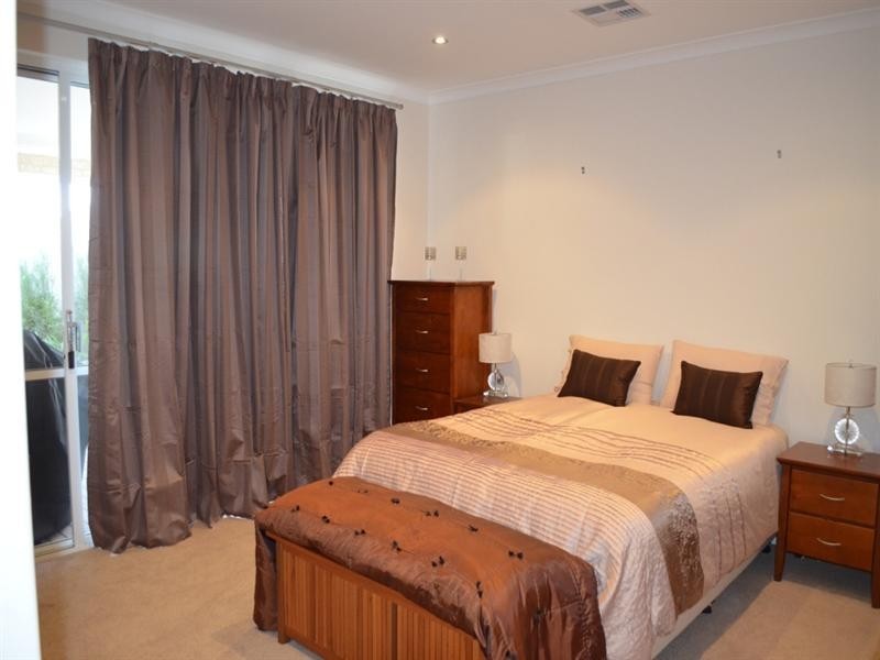 31 Safford Avenue, Aveley WA 6069