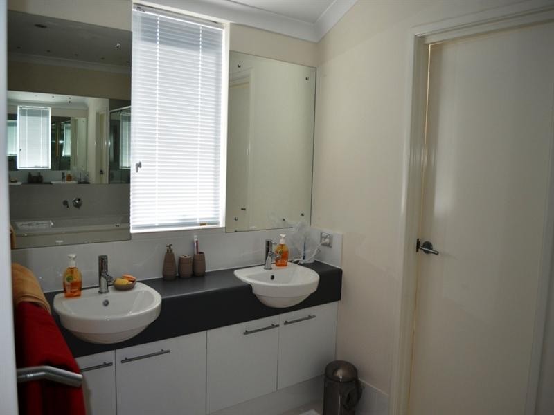 31 Safford Avenue, Aveley WA 6069