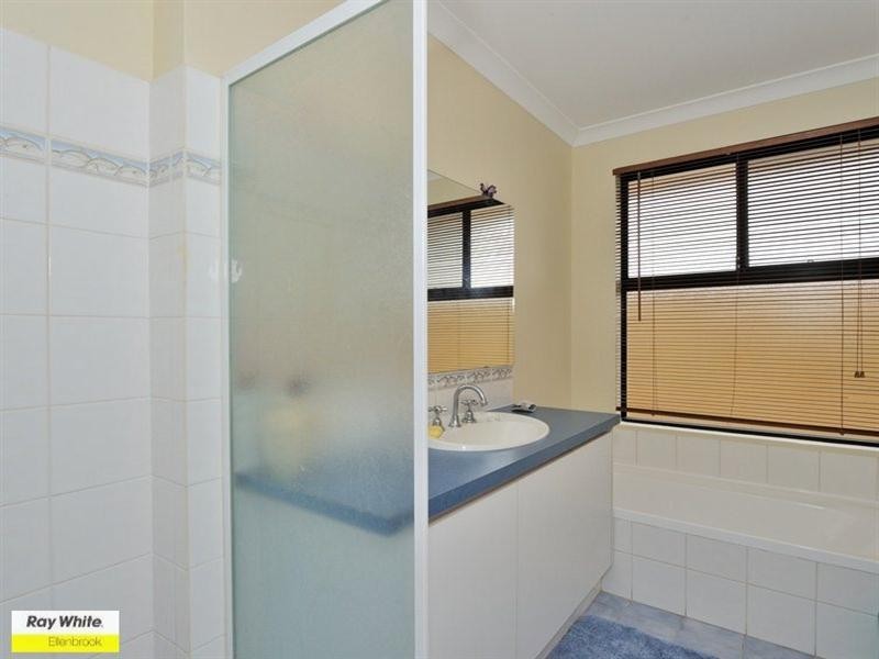 52 Granesse Drive, Ellenbrook WA 6069