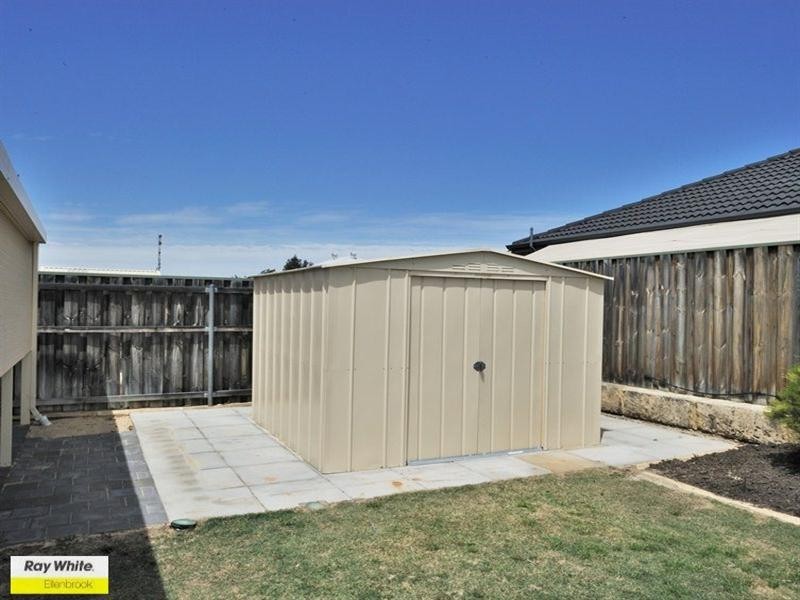 52 Granesse Drive, Ellenbrook WA 6069
