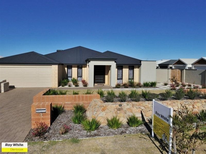 17 Geographe Loop, Ellenbrook WA 6069