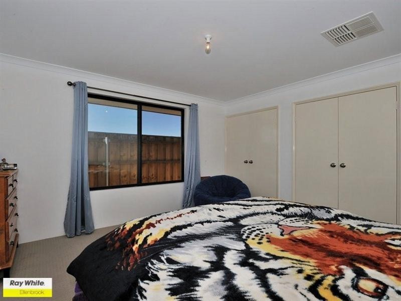 17 Geographe Loop, Ellenbrook WA 6069