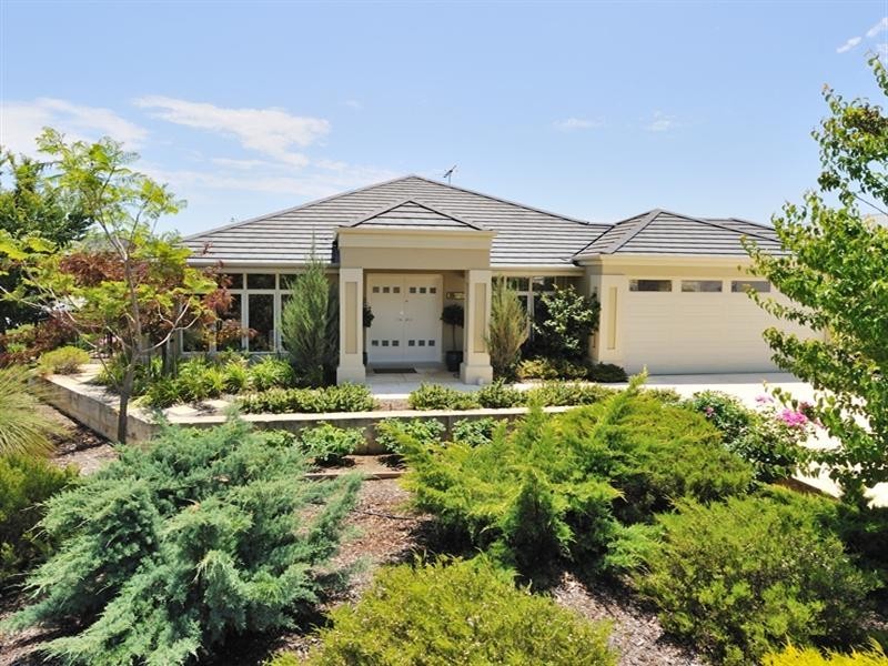 43 Tolladine Vista, The Vines WA 6069