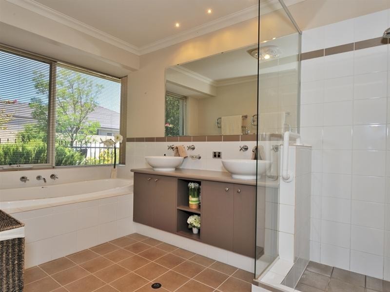 43 Tolladine Vista, The Vines WA 6069